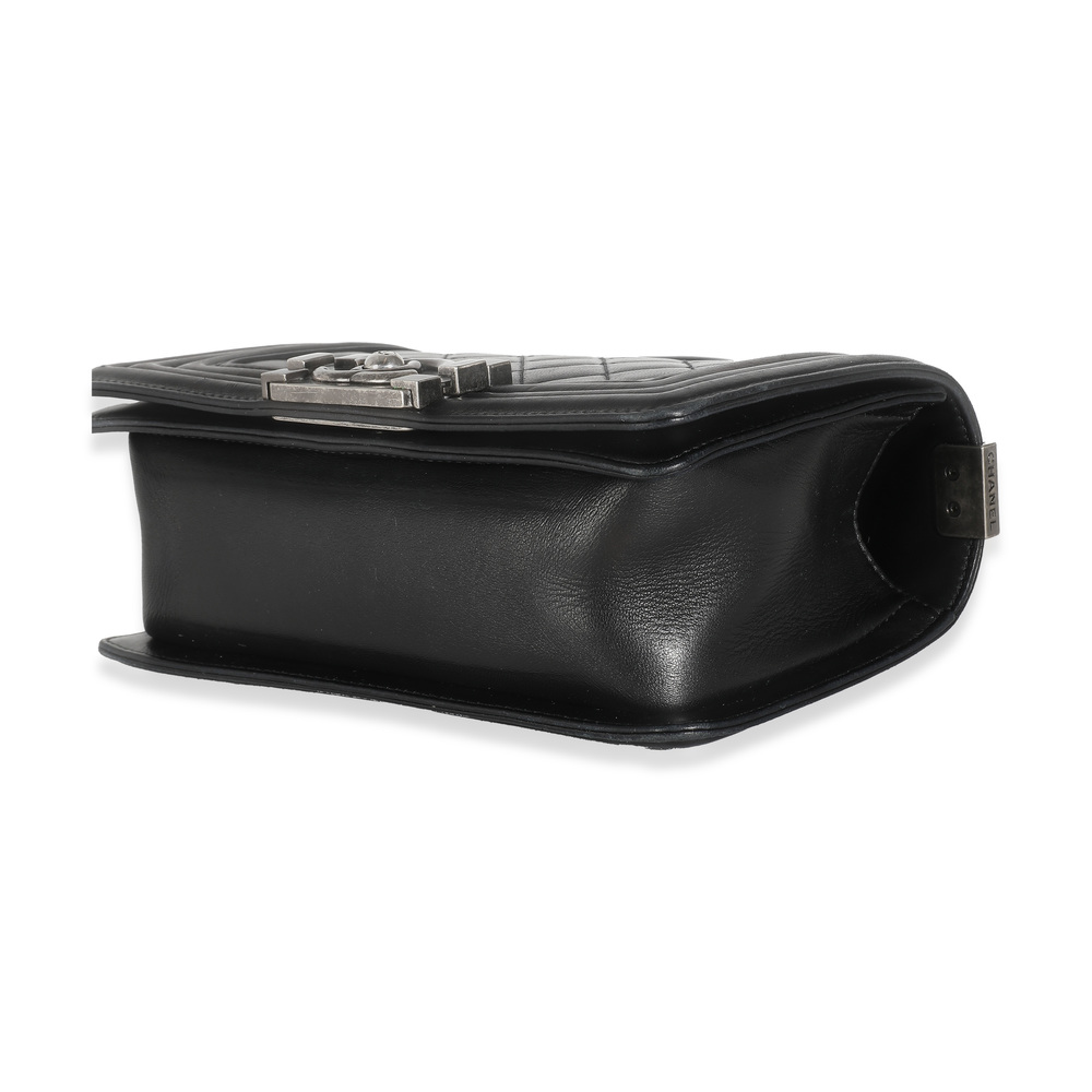 Chanel Black Quilted Lambskin Small Boy Bag - Picture 7 of 8